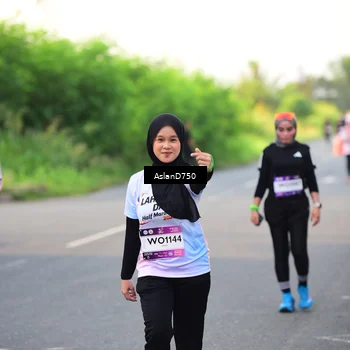 Runner Photo 7764402