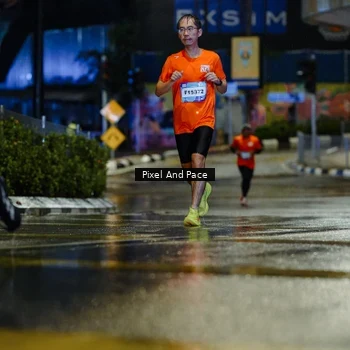 Runner Photo 7764408
