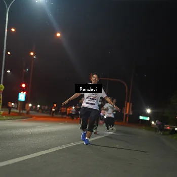 Runner Photo 7764437