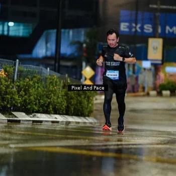 Runner Photo 7764442