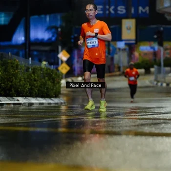 Runner Photo 7764444
