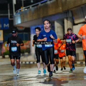 Runner Photo 7764468