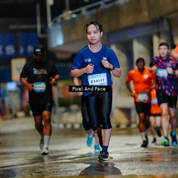 Runner Photo 7764484