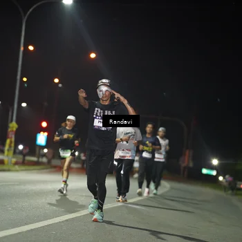 Runner Photo 7764489