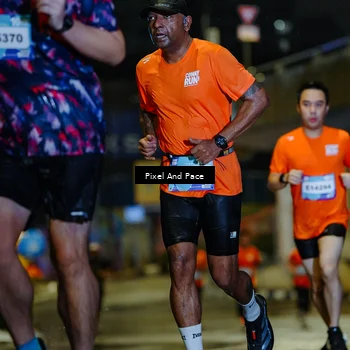Runner Photo 7764495