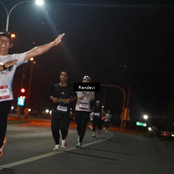 Runner Photo 7764505
