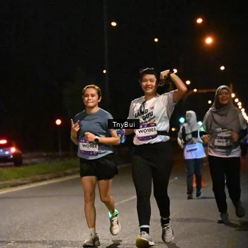 Runner Photo 7764512