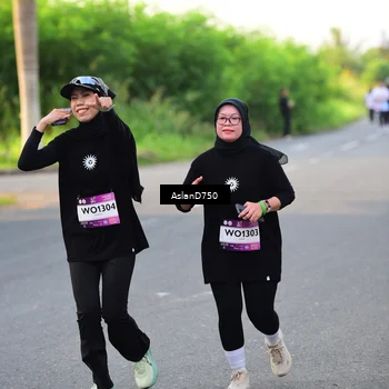 Runner Photo 7764528