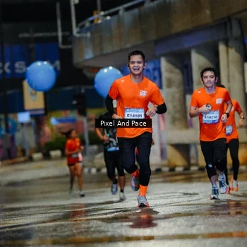 Runner Photo 7764531
