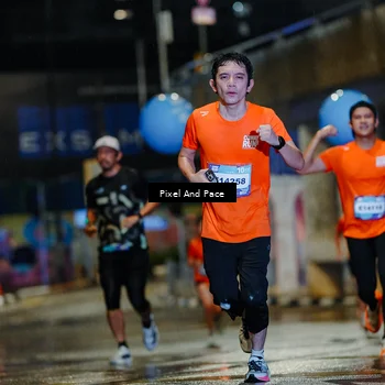 Runner Photo 7764547