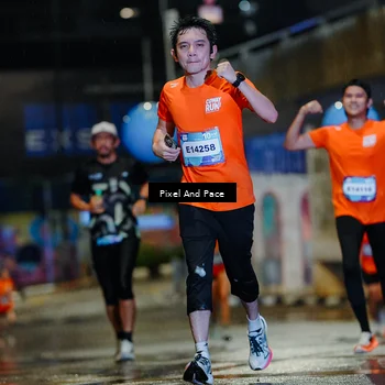 Runner Photo 7764554