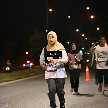 Runner Photo 7764592