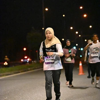 Runner Photo 7764598