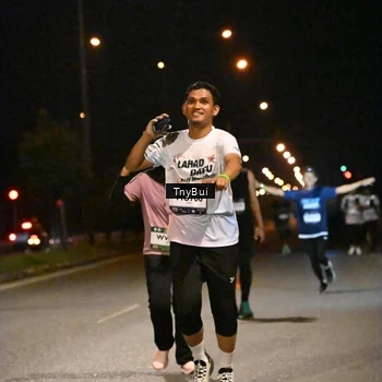 Runner Photo 7764662