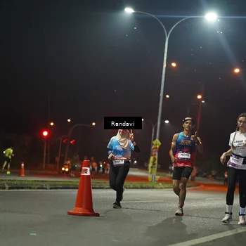 Runner Photo 7764670