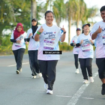 Runner Photo 7764677