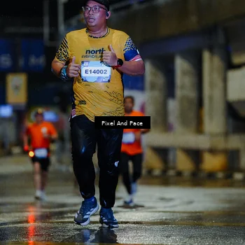 Runner Photo 7764688
