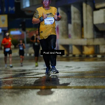 Runner Photo 7764694