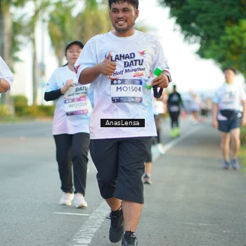 Runner Photo 7764724