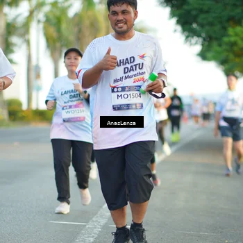 Runner Photo 7764728