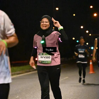 Runner Photo 7764732