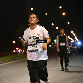 Runner Photo 7764741