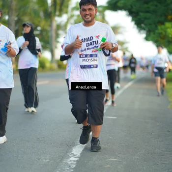 Runner Photo 7764747