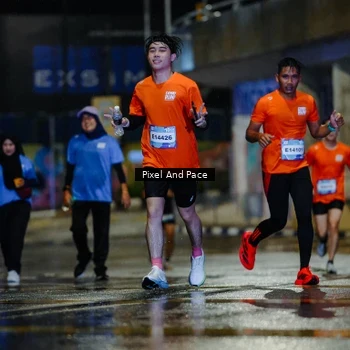 Runner Photo 7764749