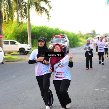 Runner Photo 7764754