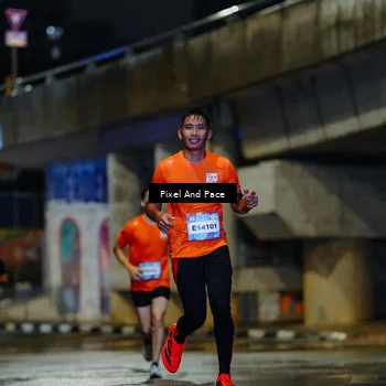 Runner Photo 7764755