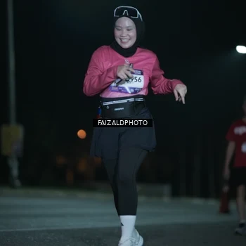 Runner Photo 7764771