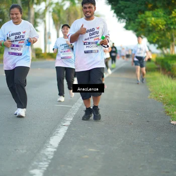 Runner Photo 7764775