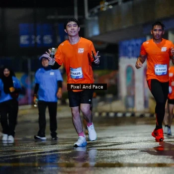 Runner Photo 7764776
