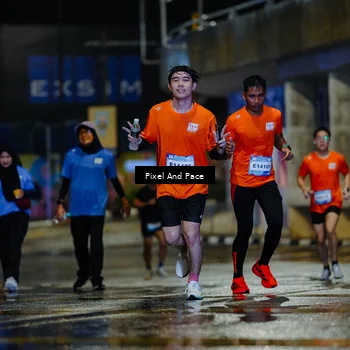 Runner Photo 7764788