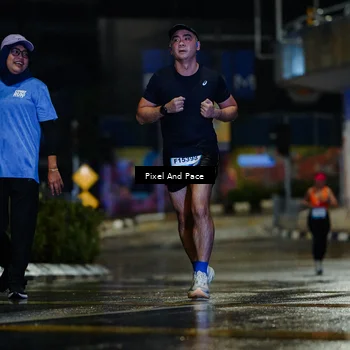 Runner Photo 7764797