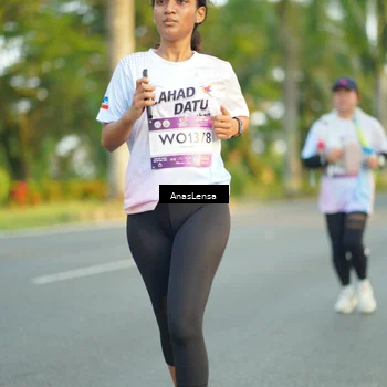 Runner Photo 7764798