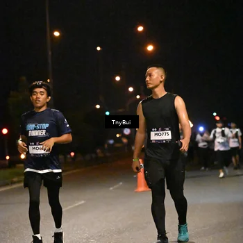 Runner Photo 7764815