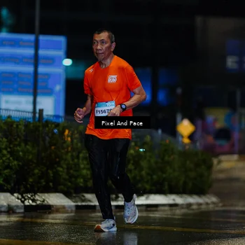 Runner Photo 7764853