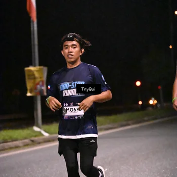 Runner Photo 7764868