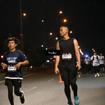 Runner Photo 7764869
