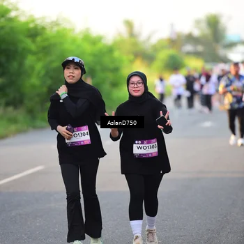 Runner Photo 7764879
