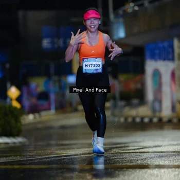 Runner Photo 7764891