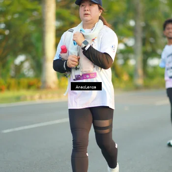 Runner Photo 7764896