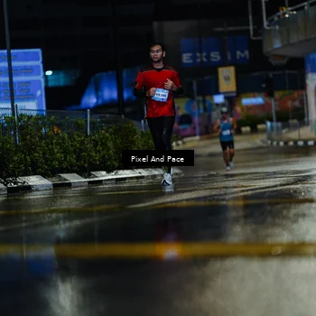 Runner Photo 7764898
