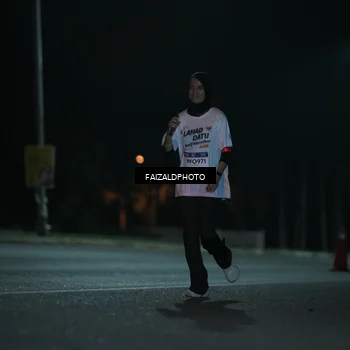 Runner Photo 7764899