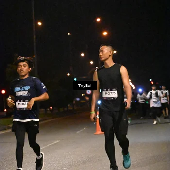Runner Photo 7764906