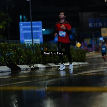 Runner Photo 7764909
