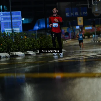 Runner Photo 7764912