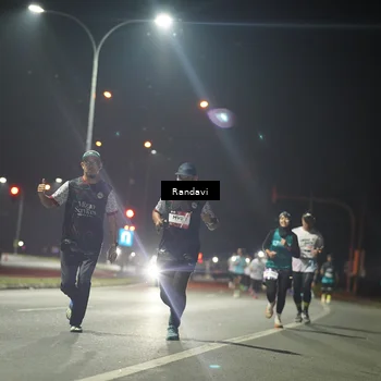 Runner Photo 7764918