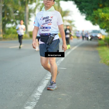 Runner Photo 7764925